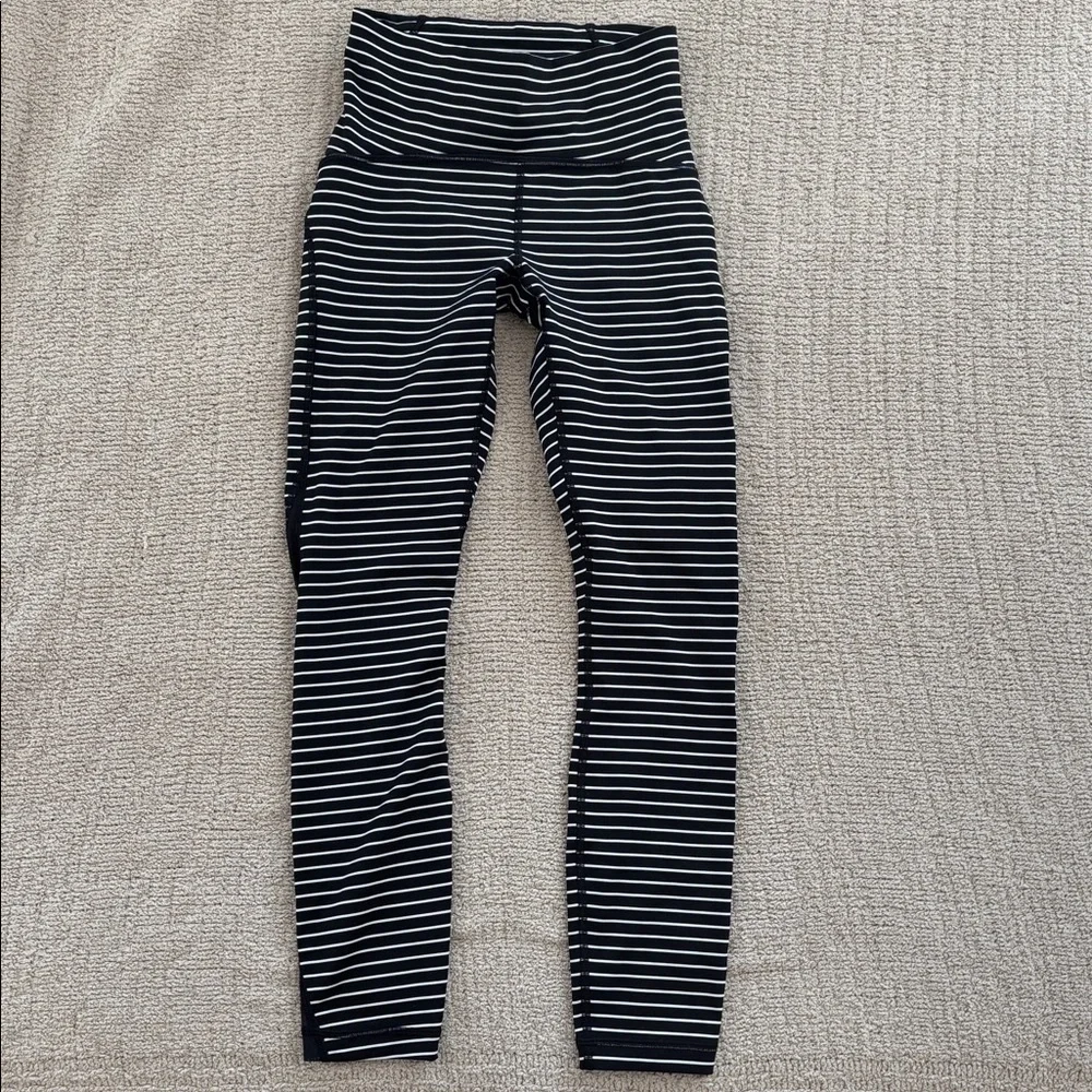 NWOT Lululemon Train Times Striped Leggings Tights 25
